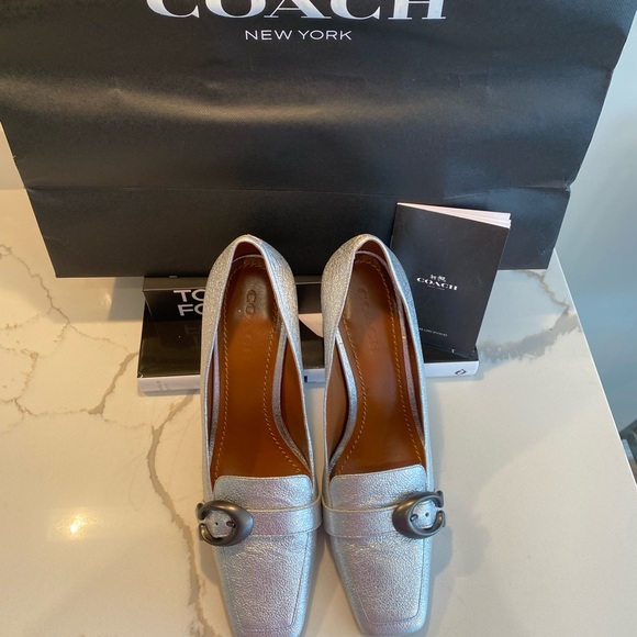 Coach silver high heel loafers size 9.5 - Picture 8 of 8